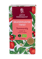 Svart te Arvid Nordquist med jordgubb & tranbär, synlig förpackning